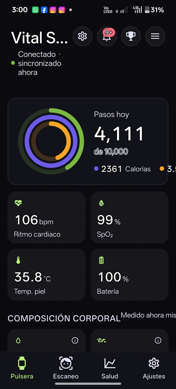 Vista de la app con pasos, actividad, ritmo cardíaco, oxígeno, temperatura de la piel y batería